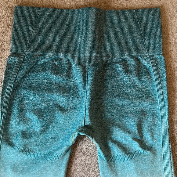 Women’s ombré workout set for the gym - Picture 6 of 6